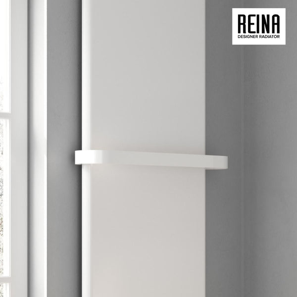 Reina Borda Towel Bar