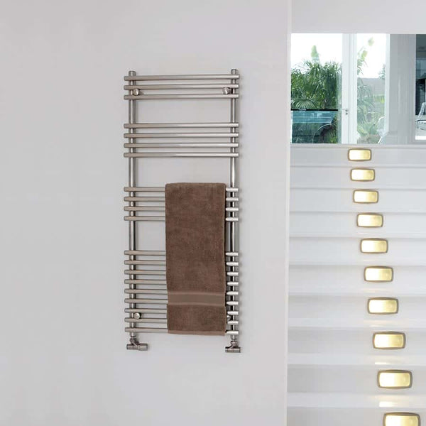 Aeon Windsor Designer Horizontal Radiator