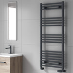 Reina Capo Flat Vertical Towel Rail